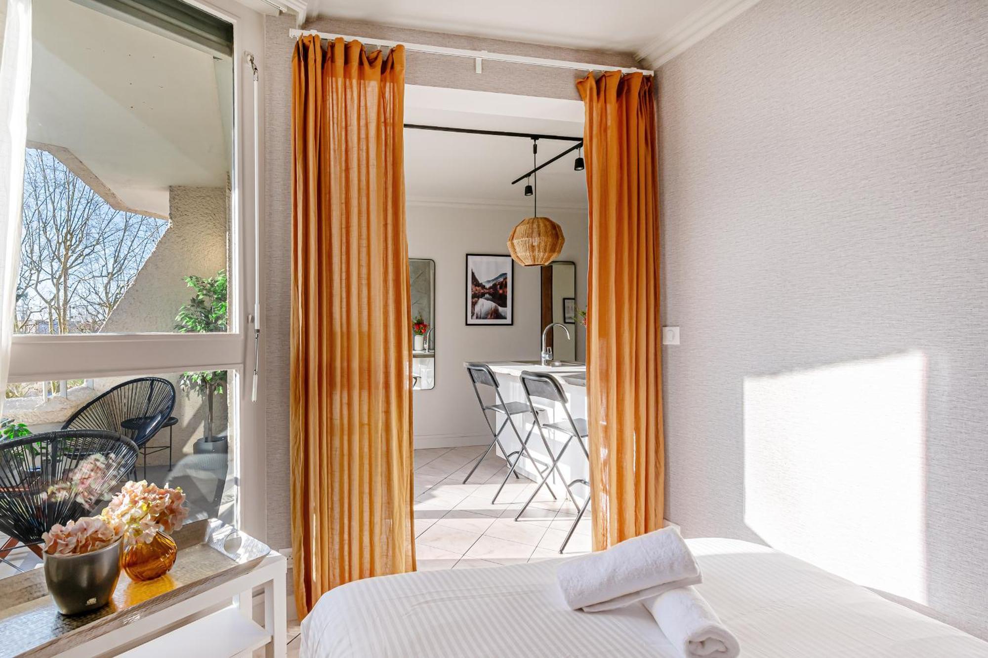 The Lake Aurora Suite - Duke Housing Кретей Екстер'єр фото